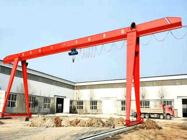 如何對(duì)起重機(jī)進(jìn)行周檢？